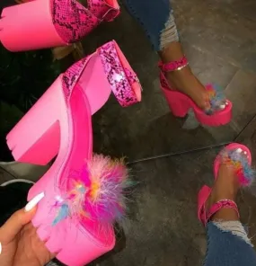 "CLUELESS" CHUNKY HEELS