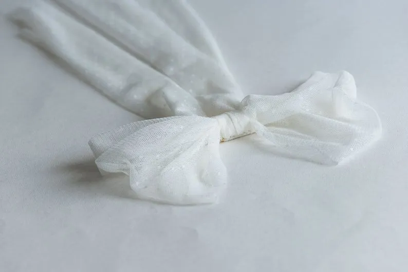 TATIANA hair bow, Romantic tulle bridal veil alternative
